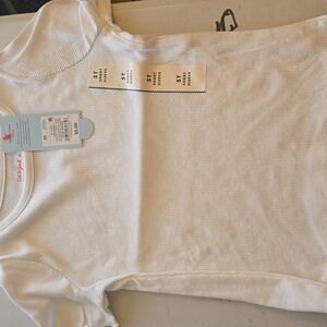 RESERVED Cat & Jack Girls Ribbed White T Shirt w Ruffle Hem 5T